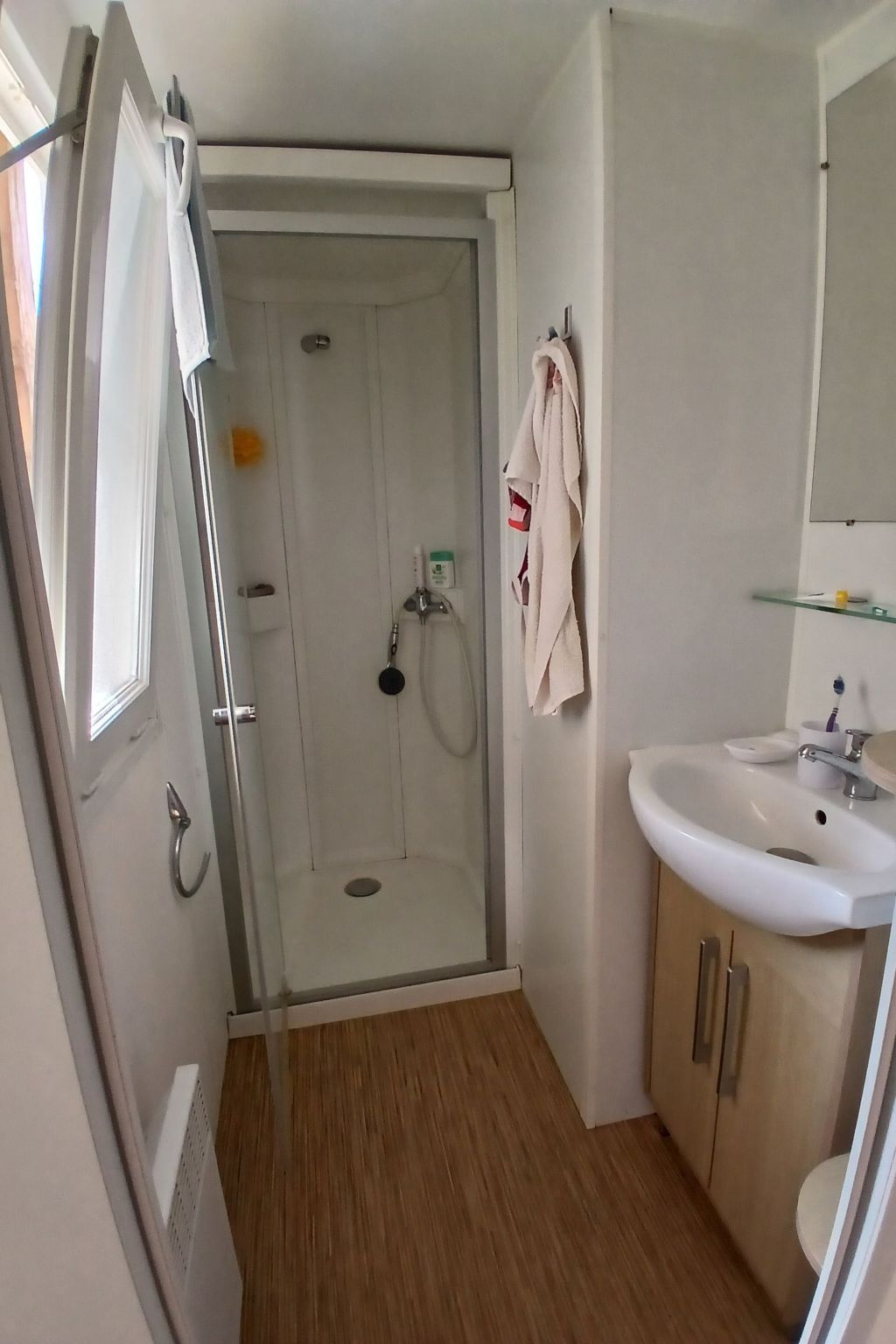 Mobilheim "Les Dunes" mit Blick auf das Wasser-Binnen