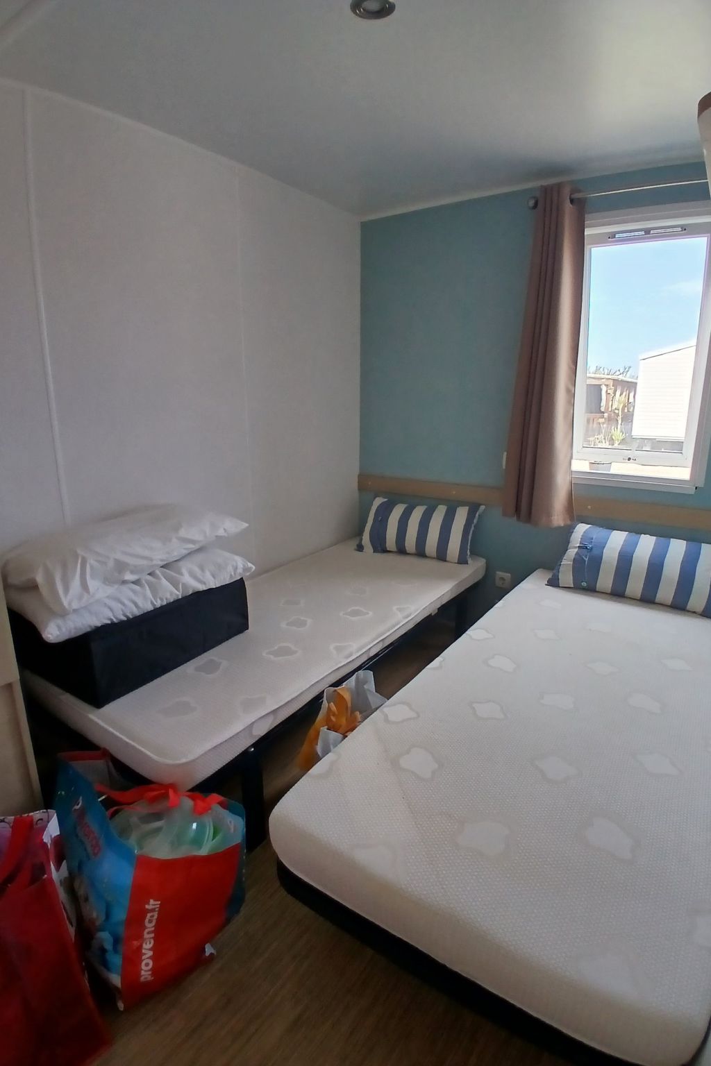 Mobilheim "Les Dunes" mit Blick auf das Wasser-Binnen