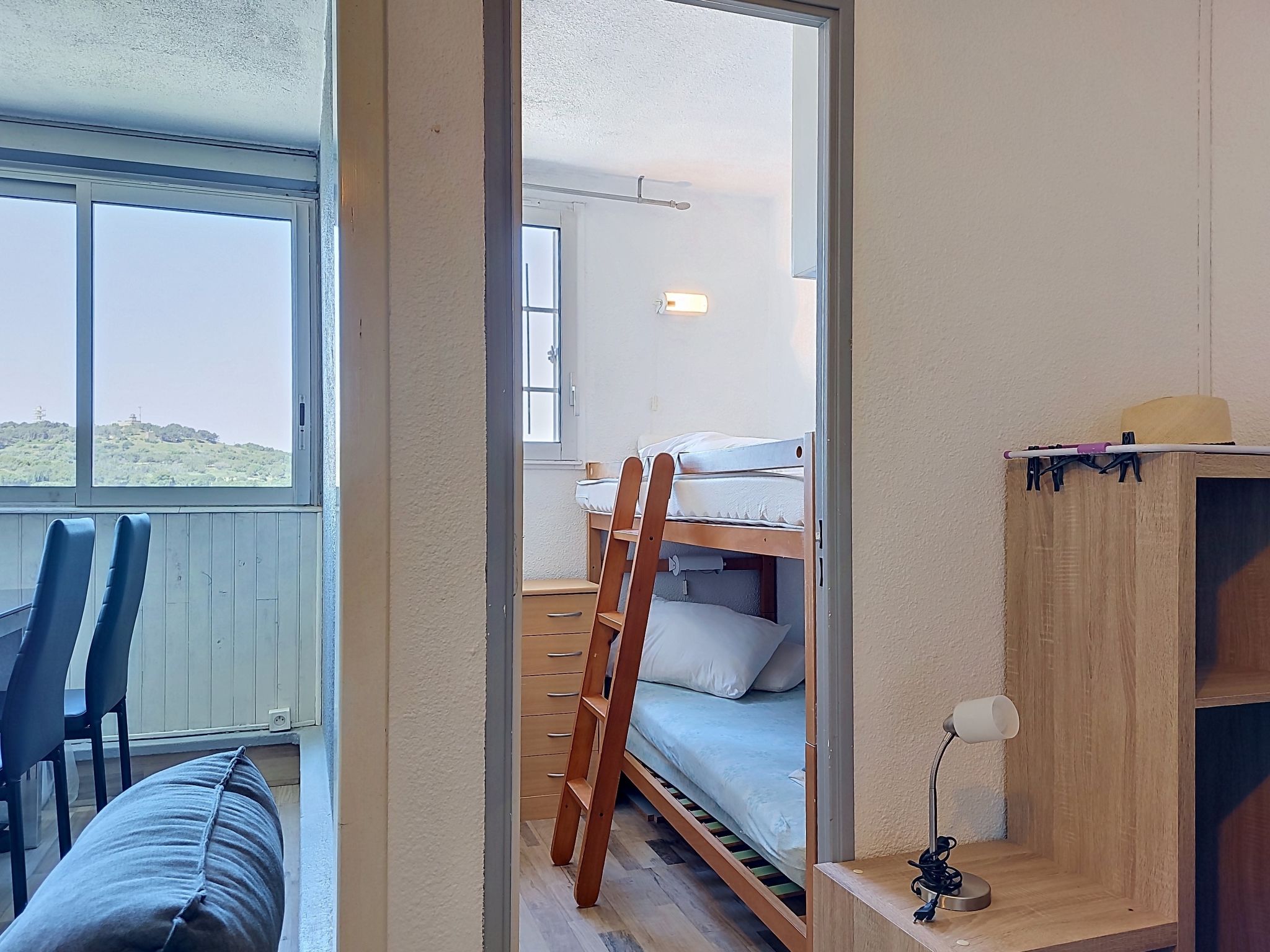 Altitude 17 - Drinnen