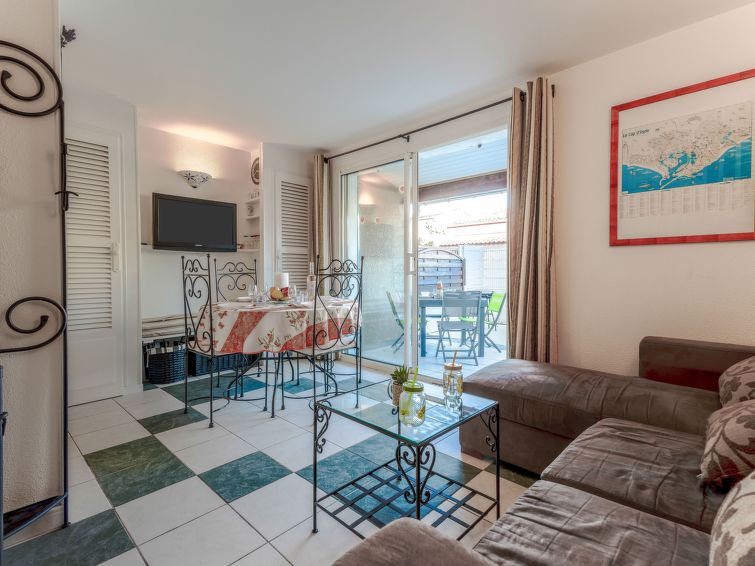 Search and Stay destination Agde, Occitanie - France from AU$ 235. Les Toscanes