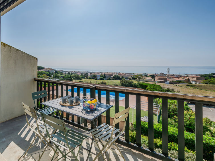 Op 600 m van het strand: appartement met zeezicht in Saint Pierre La Mer in Saint Pierre La Mer