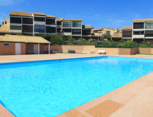 Knus appartement voor 4 bij zee in Saint Pierre La Mer met zwembad - thumbnail 1