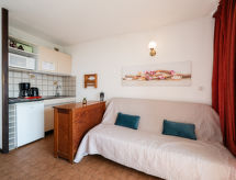 Knus appartement voor 4 bij zee in Saint Pierre La Mer met zwembad - thumbnail 4