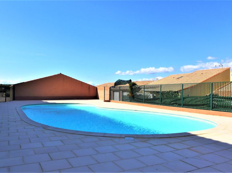 Search and Stay destination Fleury, Occitanie - France from AU$ 102. Les Hauts de St Pierre