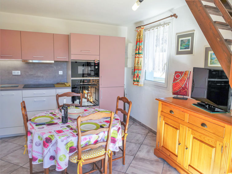 Search and Stay destination Gruissan, Occitanie - France from AU$ 141. Les Romarines
