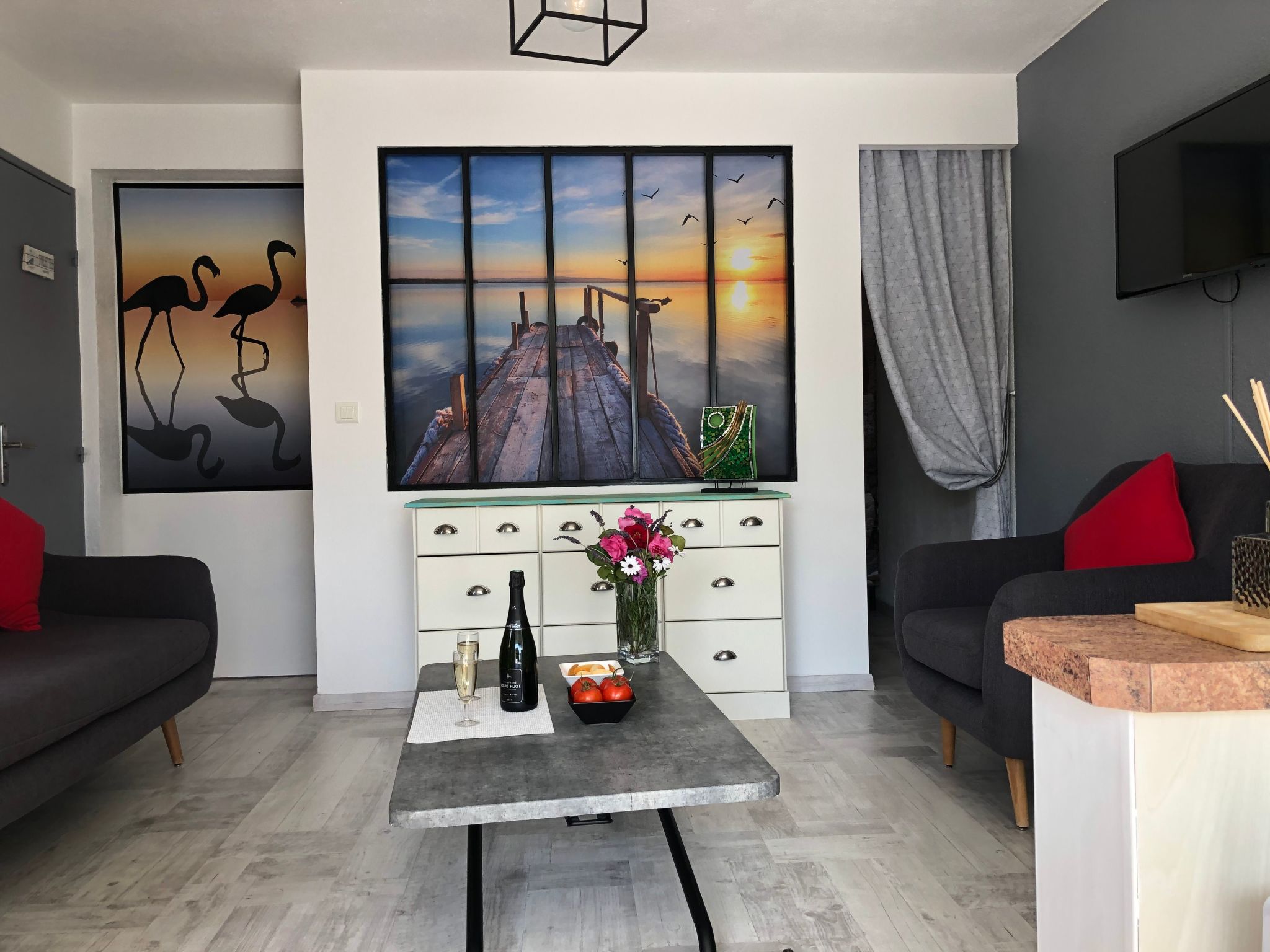 SAISONALE VERMIETUNG: DIE PERGOLA AM STRAND.-Image-tags.info