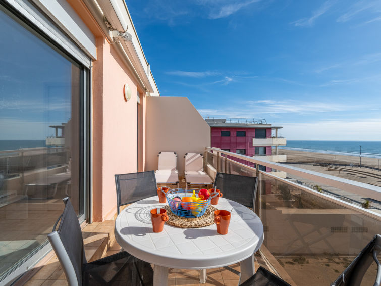 Search and Stay destination Narbonne, Occitanie - France from AU$ 190. Les Terrasses du Levant