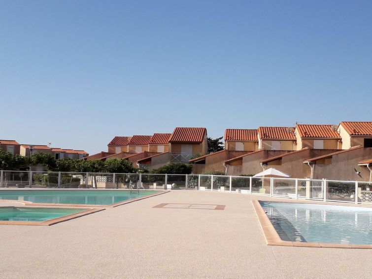 Search and Stay destination Le Barcarès, Occitanie - France from AU$ 231. Bastides de la Mer