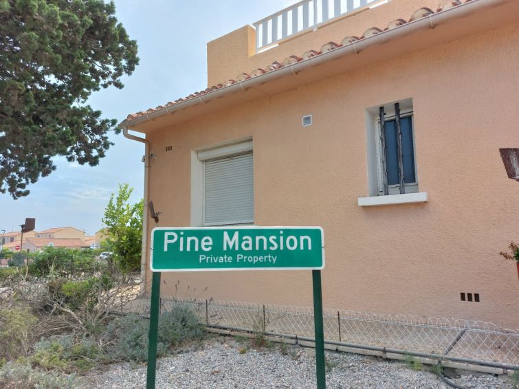Photo of Pine's Mansion