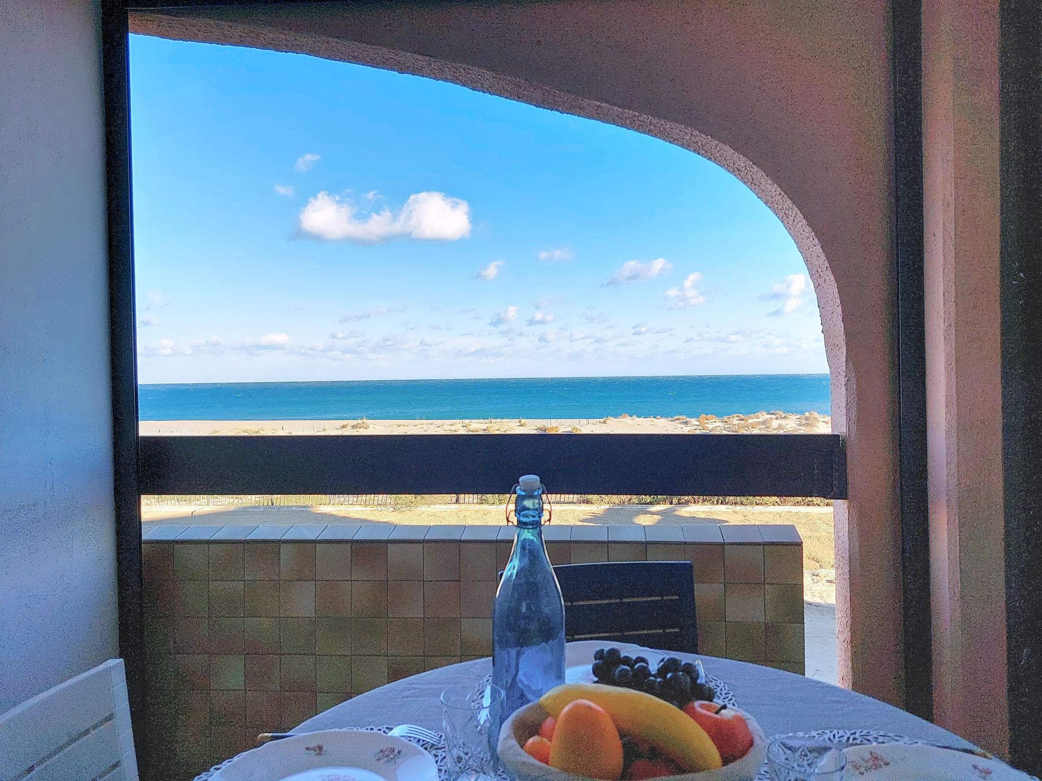 Front de Mer-Outside