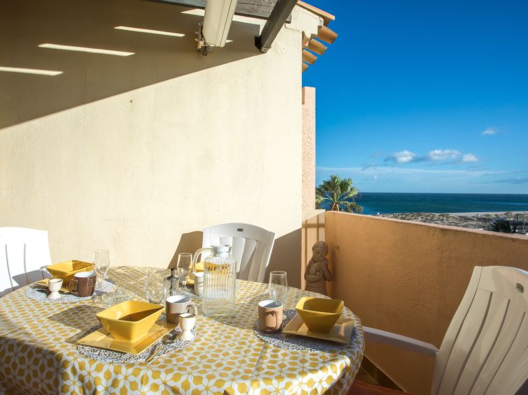 Search and Stay destination Le Barcarès, Occitanie - France from AU$ 134. Front de Mer