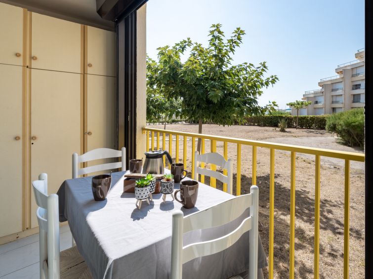 Search and Stay destination Le Barcarès, Occitanie - France from AU$ 116. Palm Beach