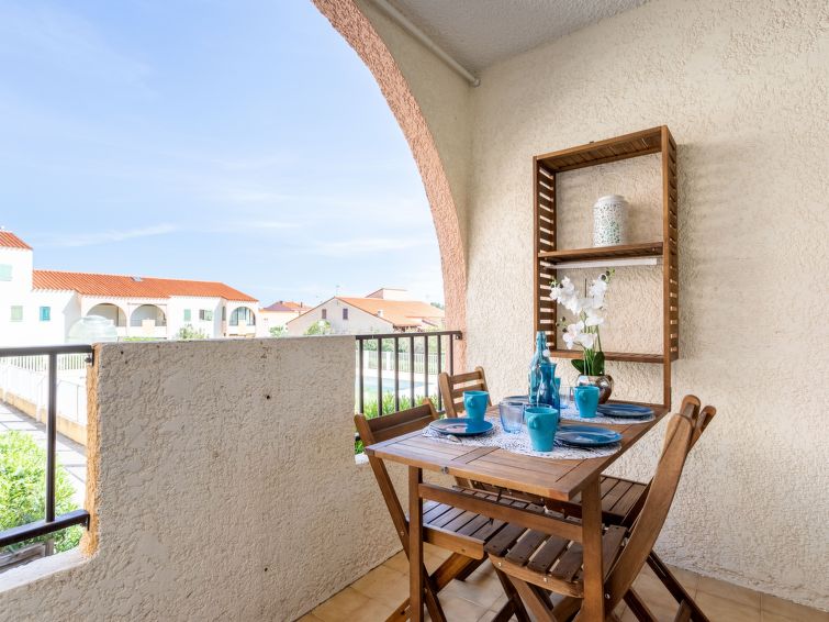 Search and Stay destination Le Barcarès, Occitanie - France from AU$ 137. Les Patios du Barcarès