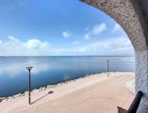 Vakantieappartement aan het meer in Le Barcarès, vlakbij zee - thumbnail 1