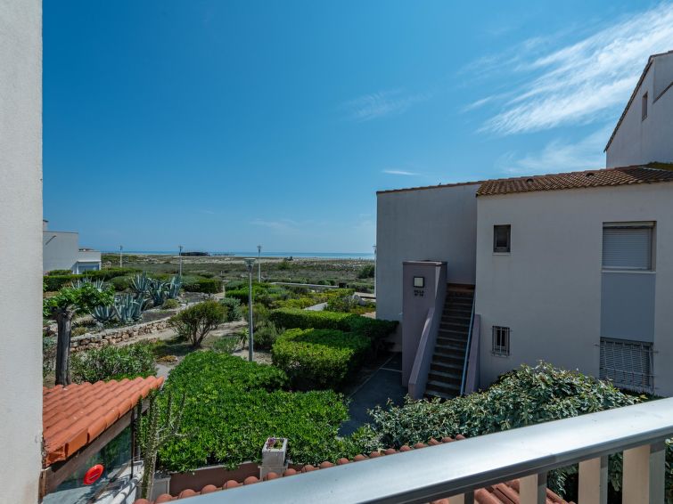 Search and Stay destination Leucate, Occitanie - France from AU$ 143. Aigues Marines