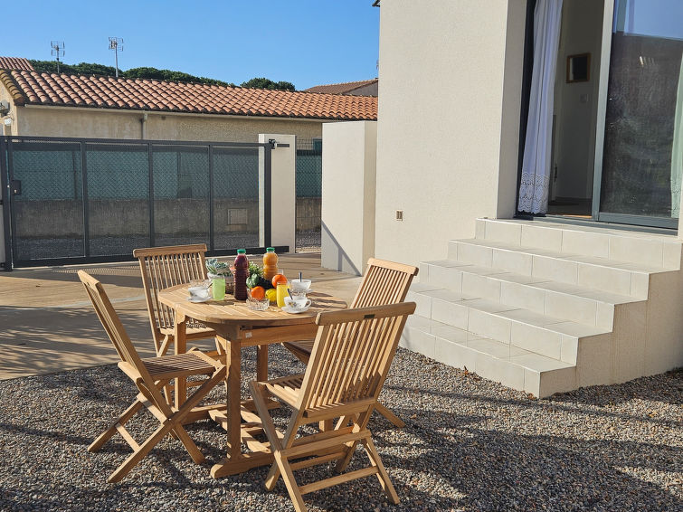 Search and Stay destination Sainte-Marie-la-Mer, Occitanie - France from AU$ 285. Aubépines