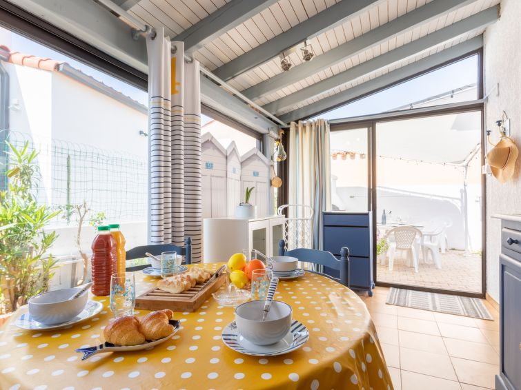 Search and Stay destination Sainte-Marie-la-Mer, Occitanie - France from AU$ 253. Le Canigounenc