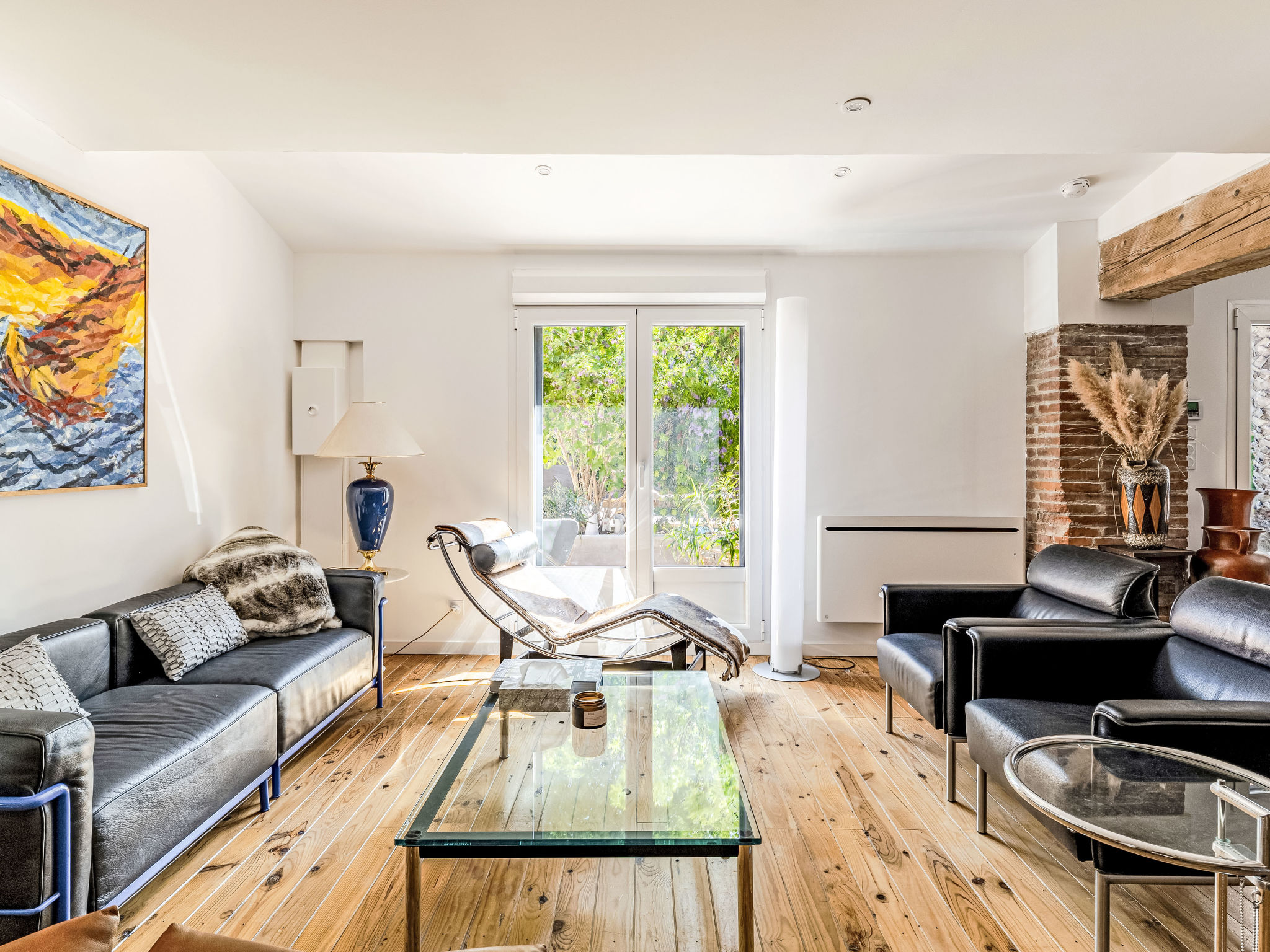 The Olive Retreat - Binnen