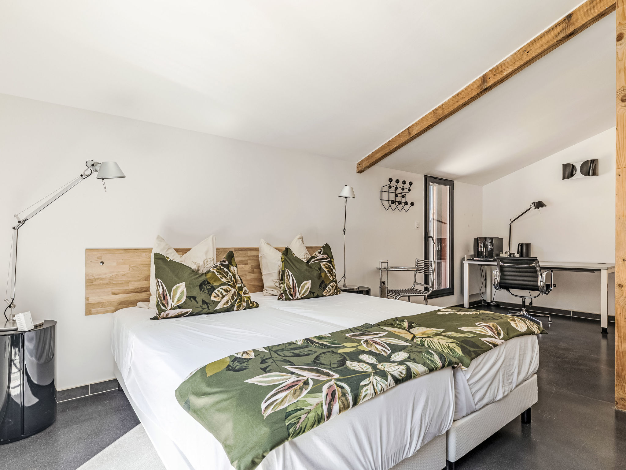 The Olive Retreat - Binnen