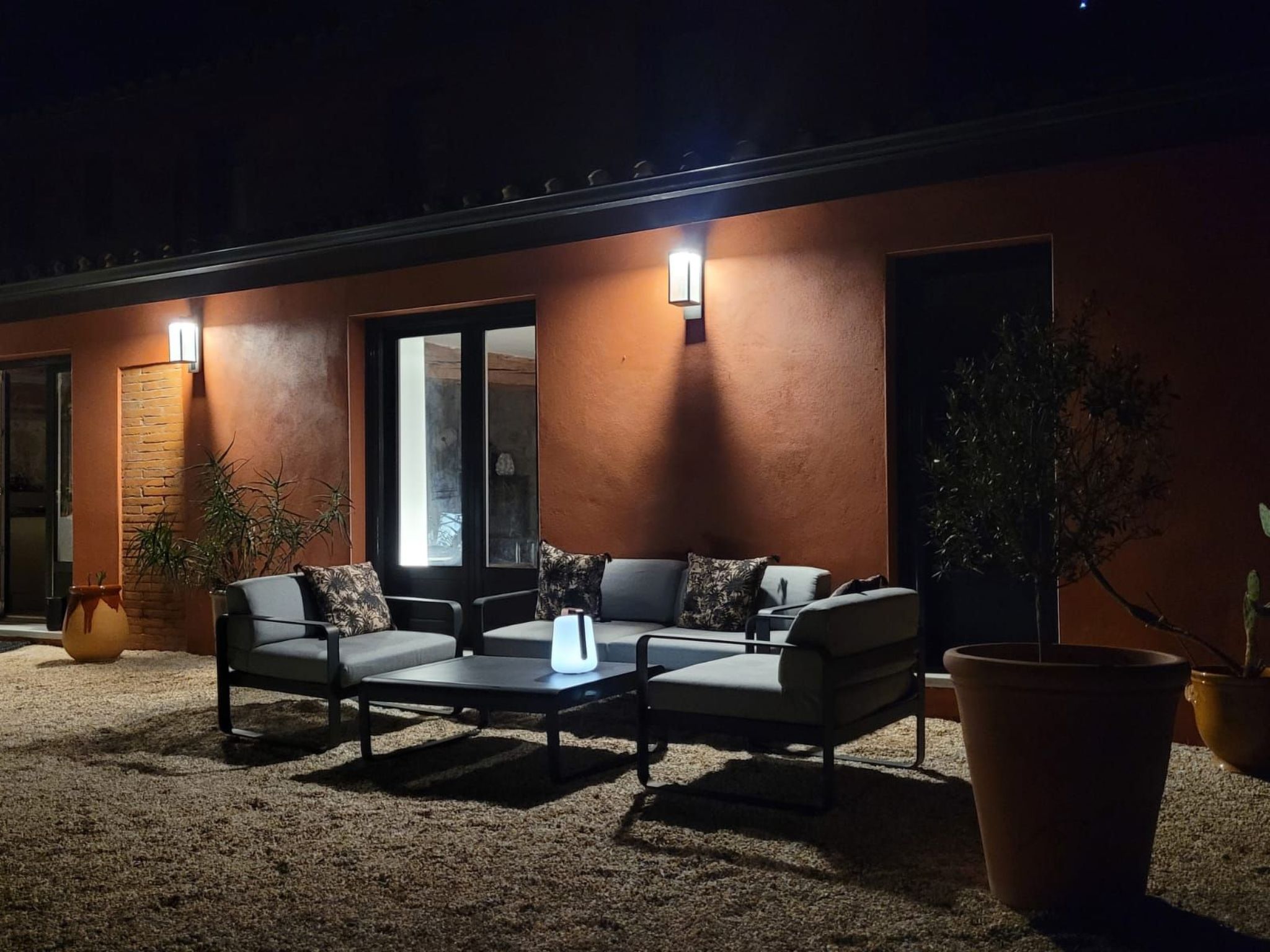 The Olive Retreat-Binnen