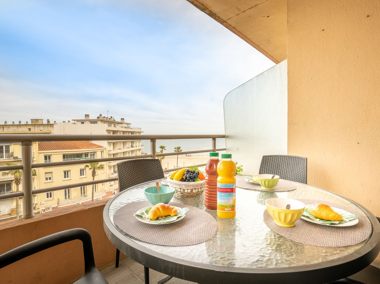 Aan het strand: Appartement Le Régent met zeezicht in Canet-Plage in Canet-Plage