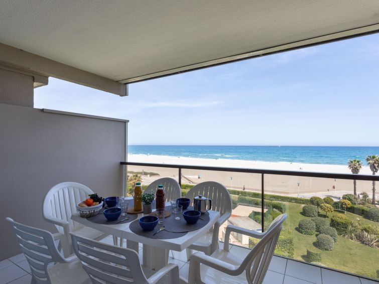 Search and Stay destination Canet-en-Roussillon, Occitanie - France from AU$ 220. Grand Sud