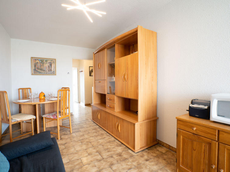 Search and Stay destination Canet-en-Roussillon, Occitanie - France from AU$ 160. Les Marines du soleil
