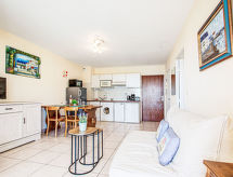 Zonovergoten studio op 50 meter van het strand in Canet-Plage - thumbnail 4