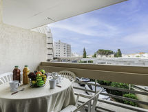 Appartement Copacabana: 50m van strand Canet-Plage, zwembad & huisdier welkom - thumbnail 4