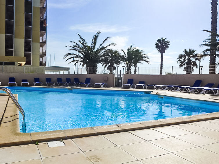 Search and Stay destination Canet-en-Roussillon, Occitanie - France from AU$ 178. Copacabana