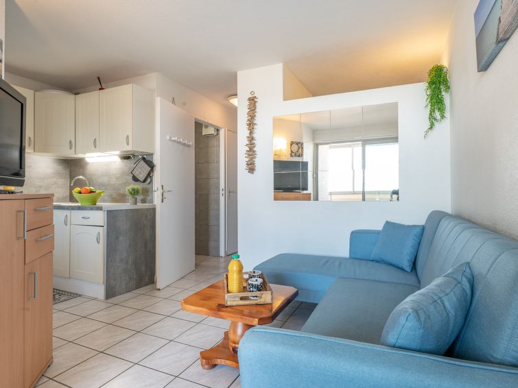 Search and Stay destination Canet-en-Roussillon, Occitanie - France from AU$ 178. Copacabana