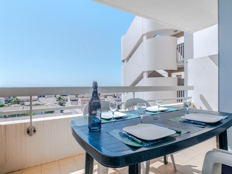 Search and Stay destination Canet-en-Roussillon, Occitanie - France from AU$ 130. 3 Mats