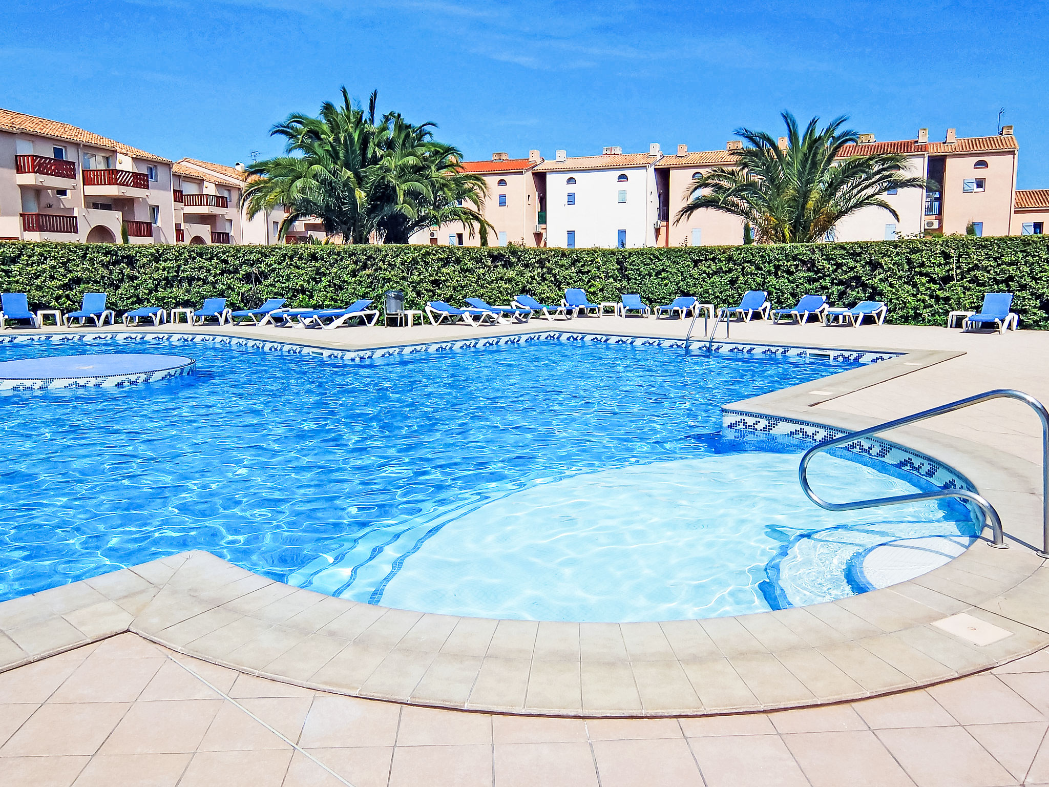 Photo of Les Quais de L'Amirauté