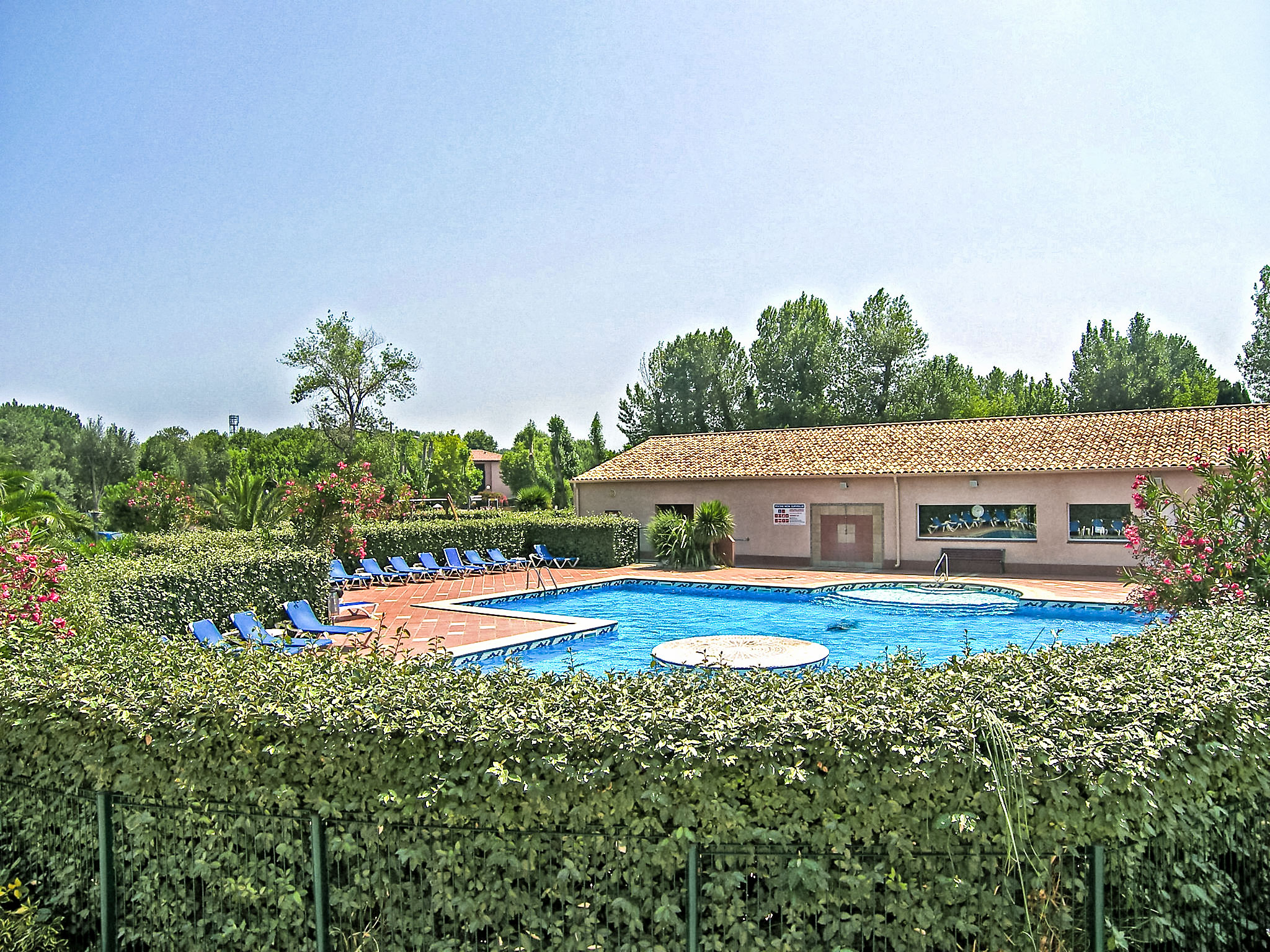 Photo of Les Quais de L'Amirauté