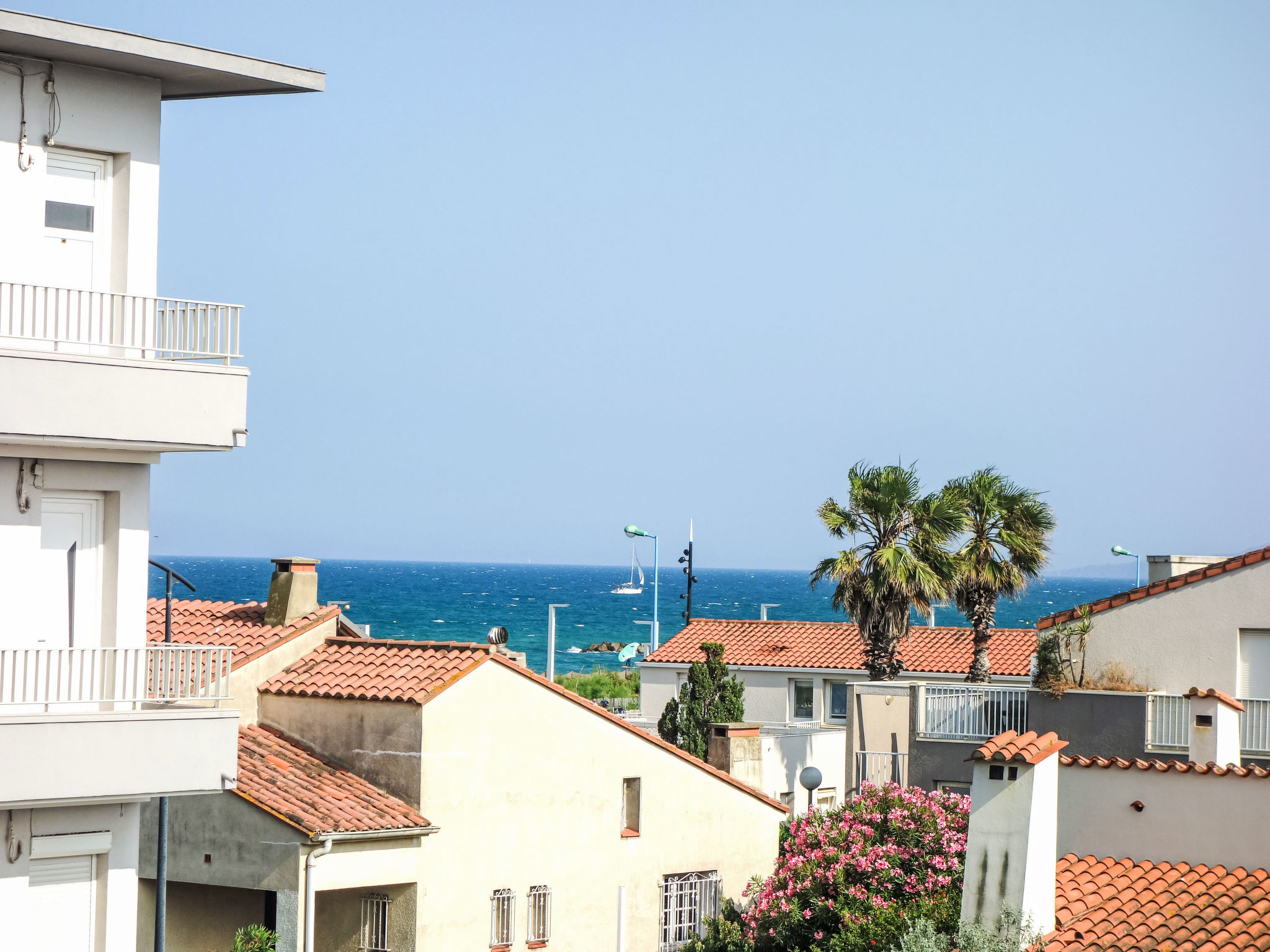 Le Byblos-Buiten