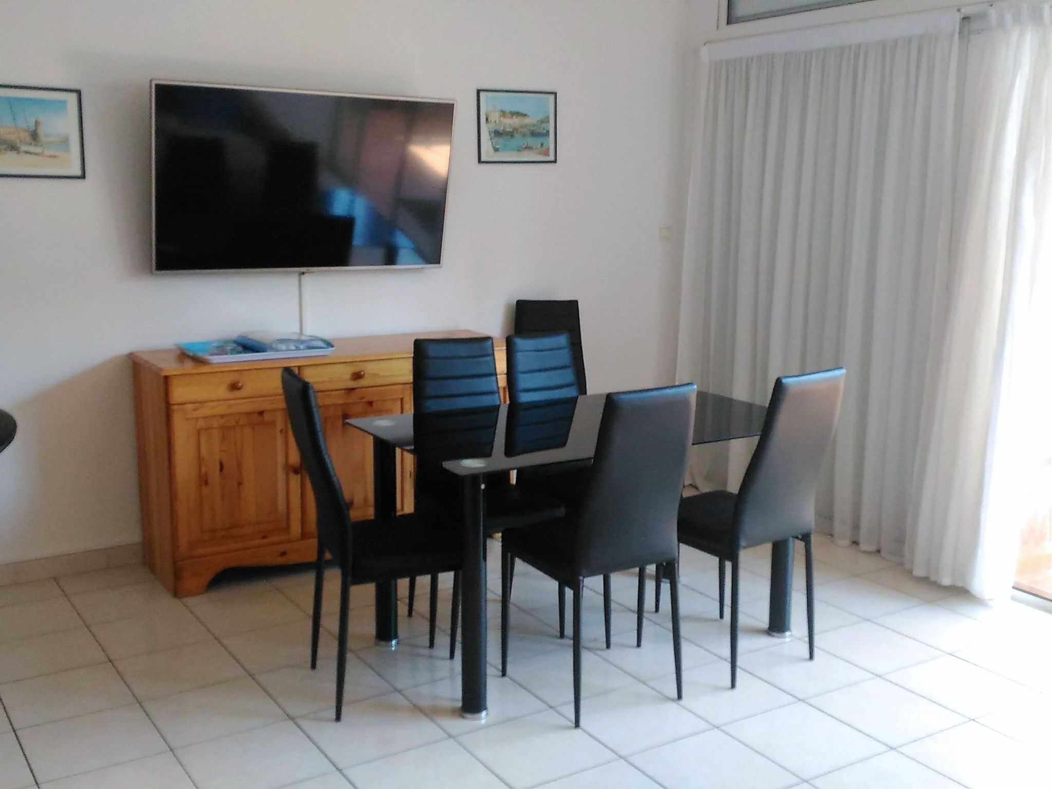 Wohnung "Clos 372" mit Terrasse-Drinnen