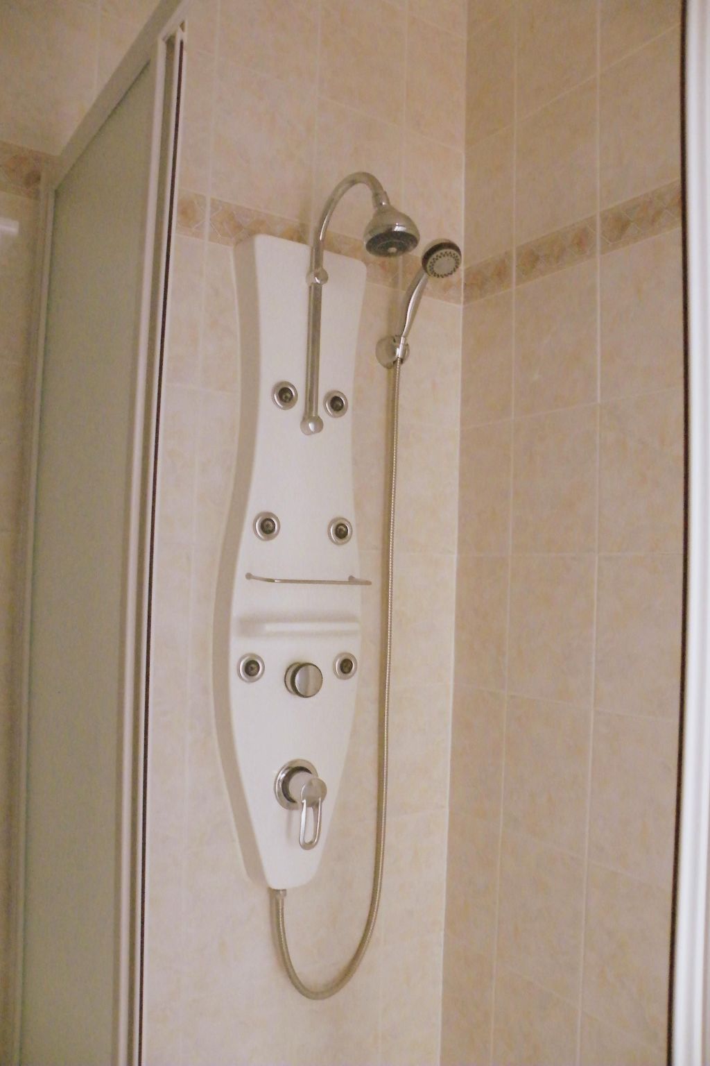 Wohnung "Clos 372" mit Terrasse-Drinnen