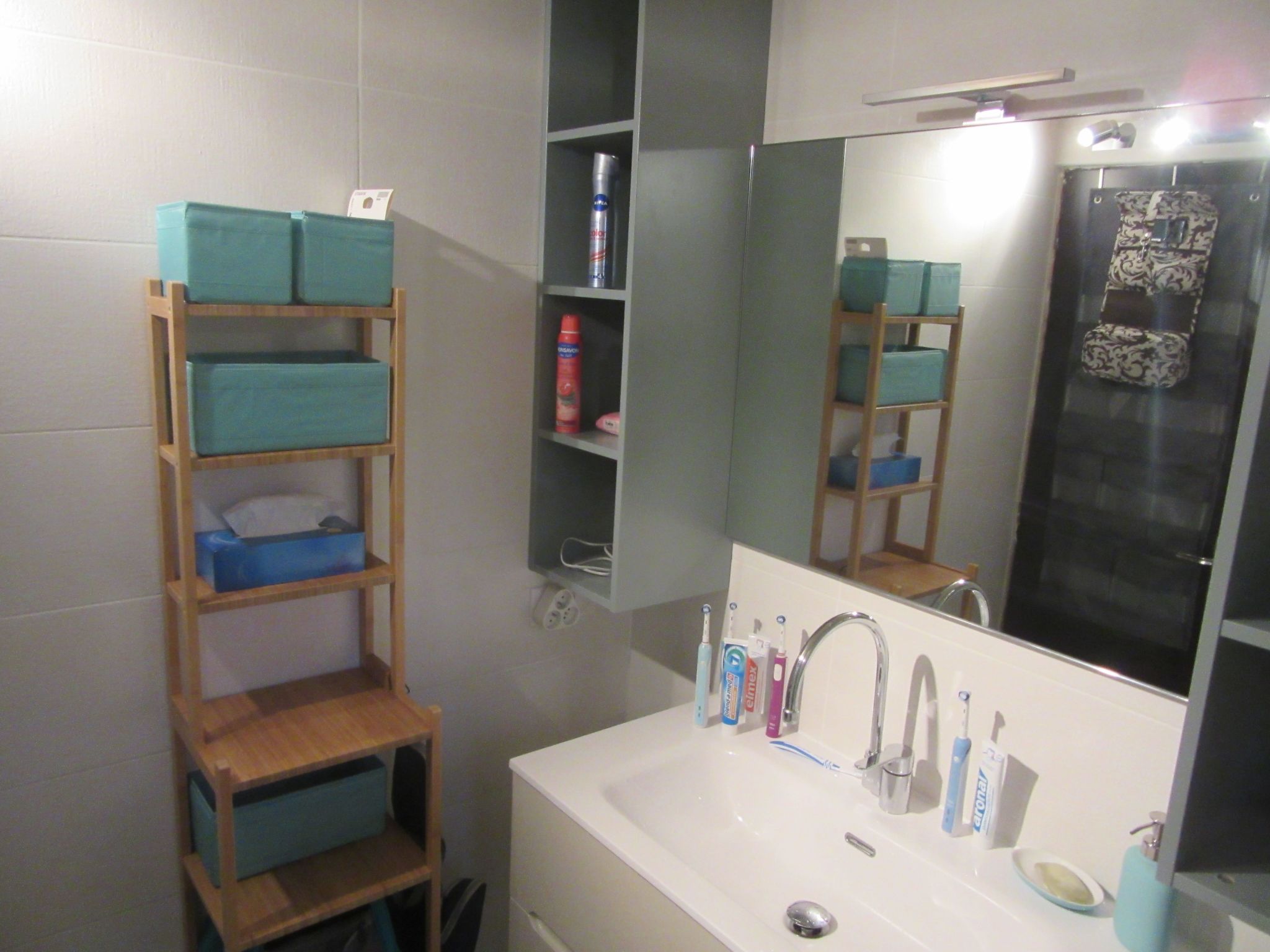 Maison de vacaces-Binnen