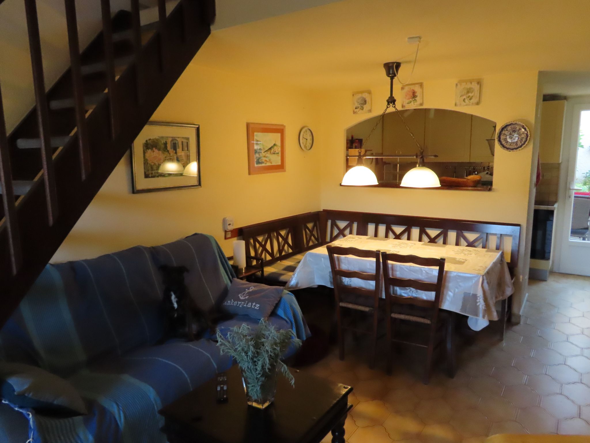 Maison de vacaces-Binnen