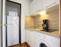 Knus appartement voor 4 bij het strand van Saint Cyprien, met zwembad - thumbnail 4