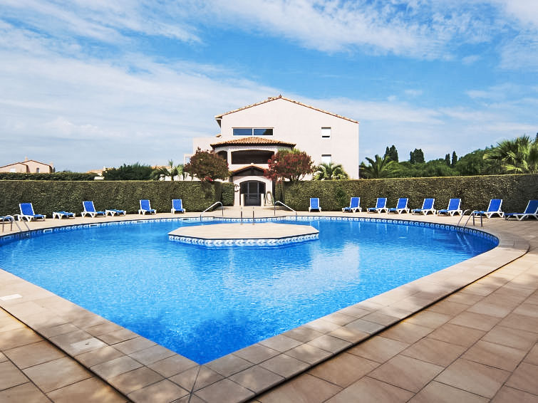 Search and Stay Destinations. Holidays Rentals in Saint-Cyprien, Pyrénées-Orientales - Occitanie - France