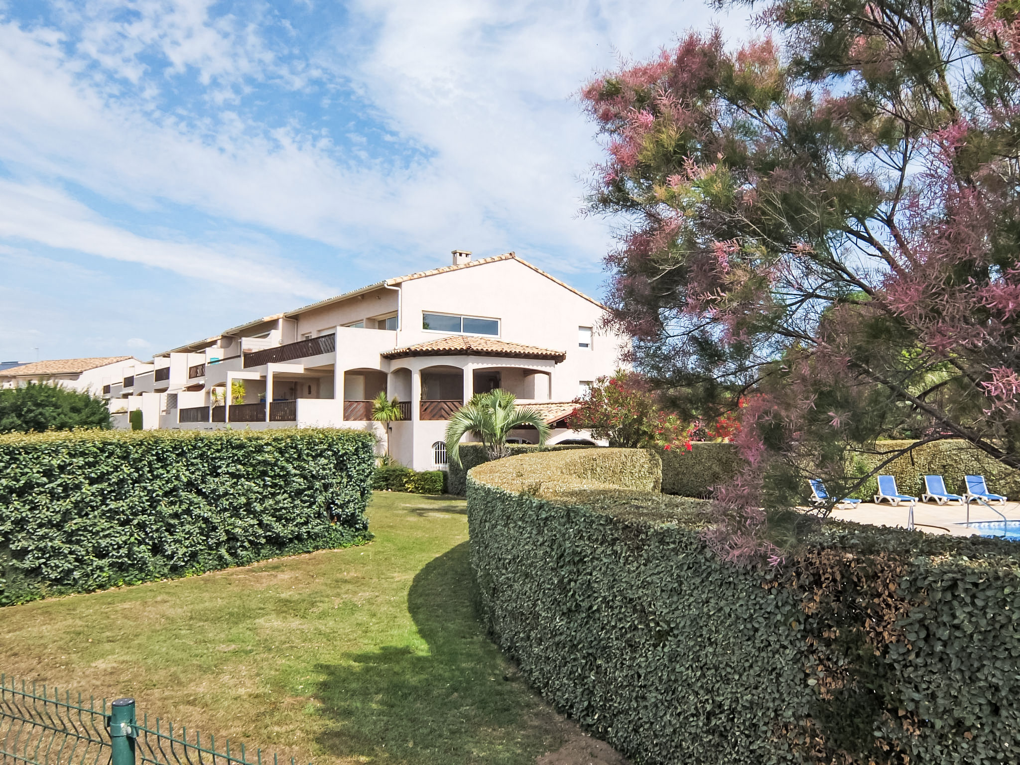 Photo of Les Reflets