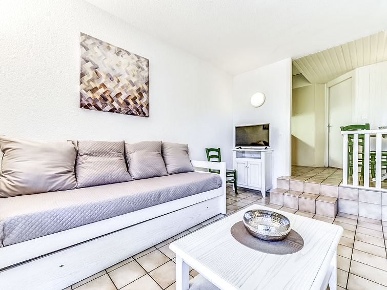 Search and Stay destination Saint-Cyprien, Occitanie - France from AU$ 156. du Golf