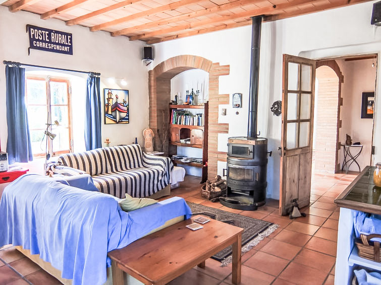 Search and Stay destination Laroque-des-Albères, Occitanie - France from AU$ 320. Mas Troumpill