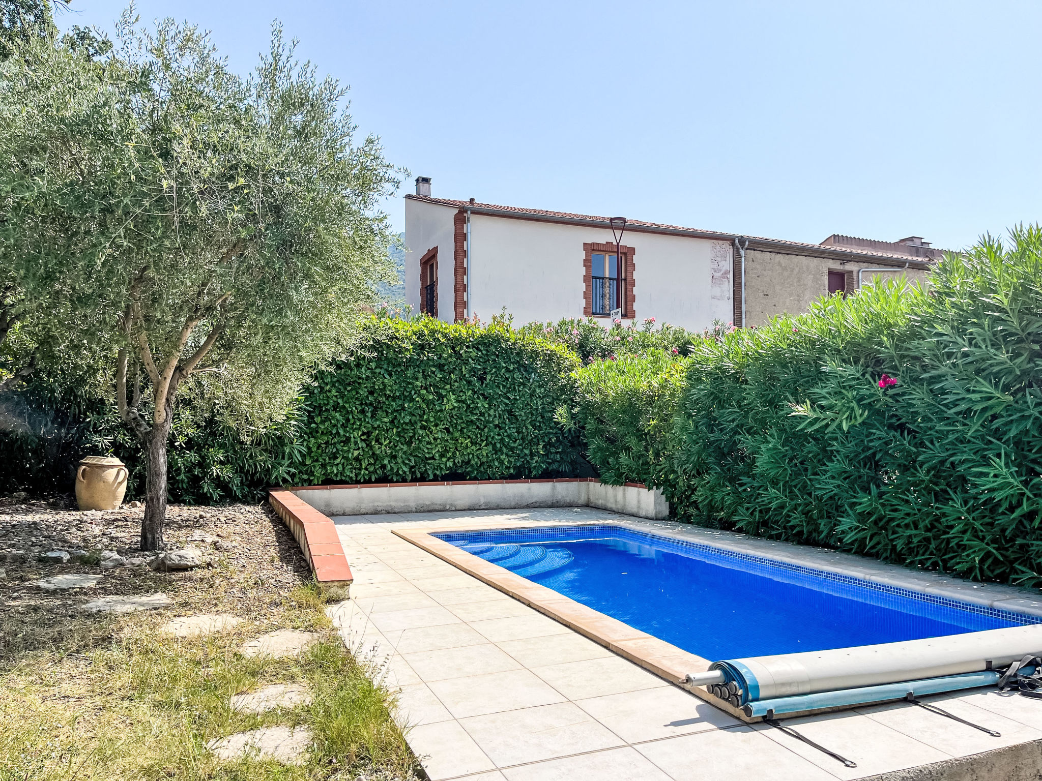 Villa Montes-Outside