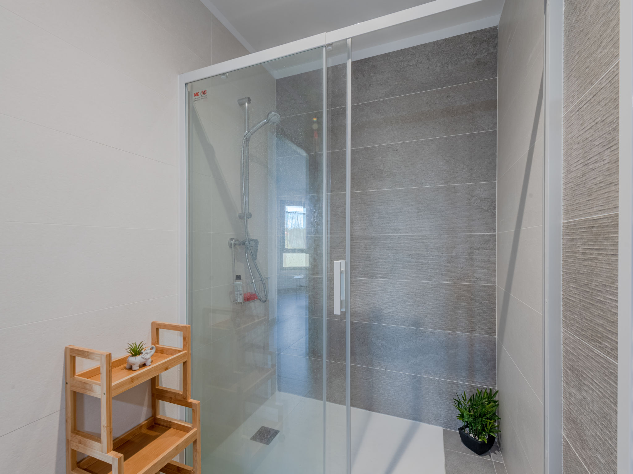 Appartement Collioure le haut – Salle de bains, photo 18 sur 27