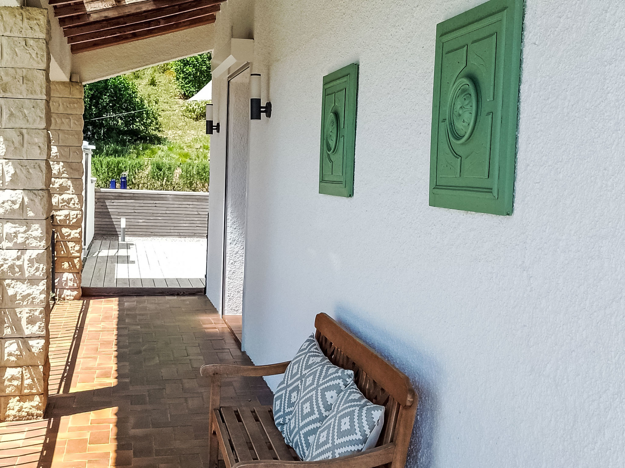 Lucinkas Ferienhaus mit 2 Schlafzimmern - Buiten