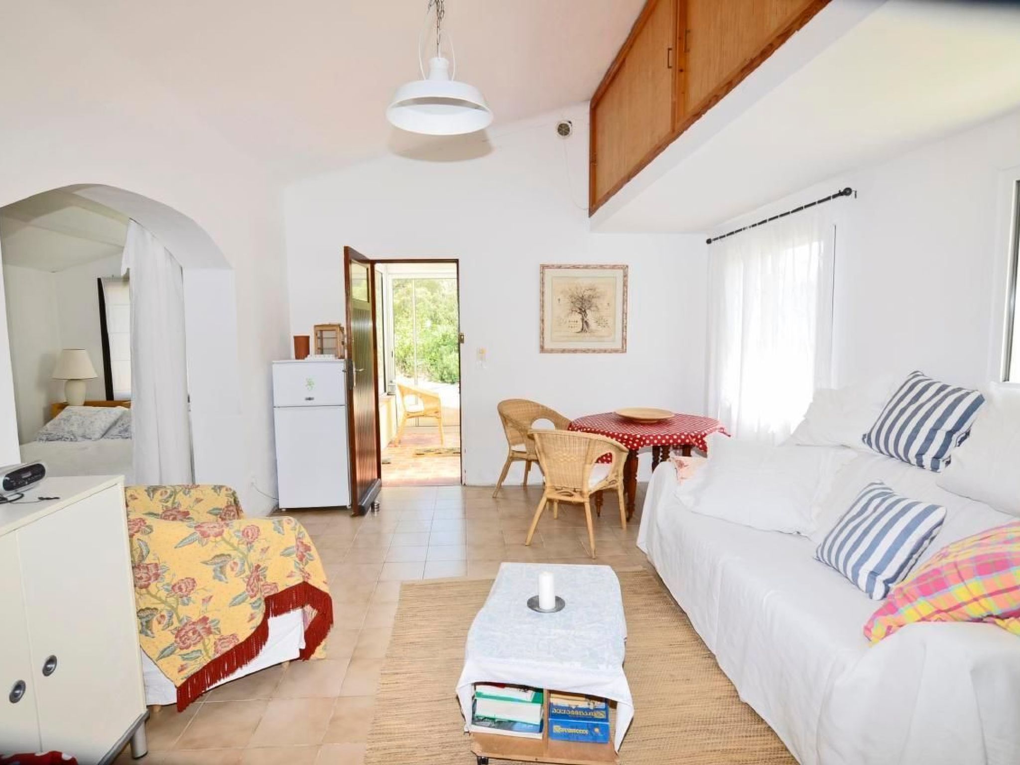 Die kleine Zikade-Dedans