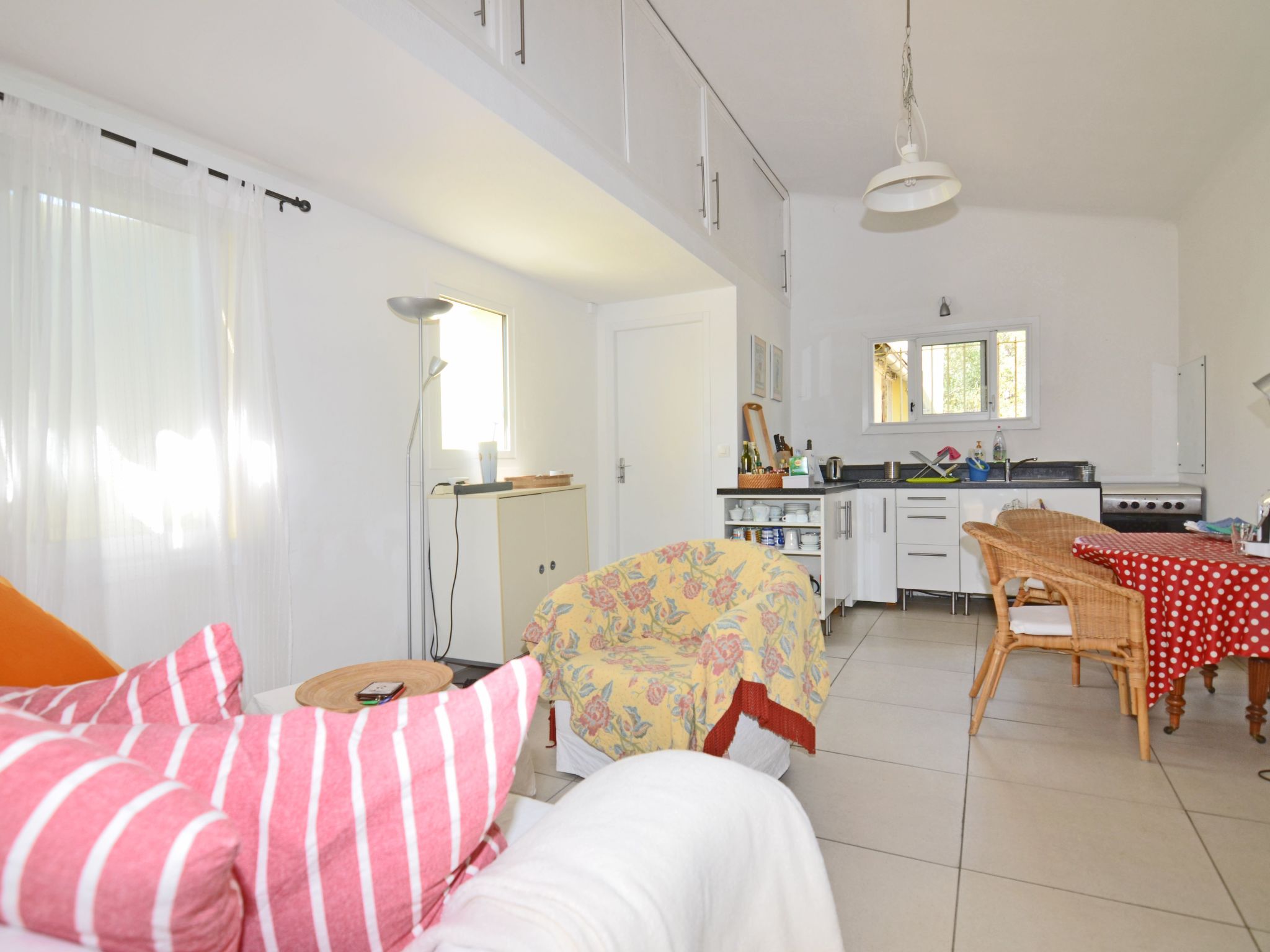 Die kleine Zikade-Dedans