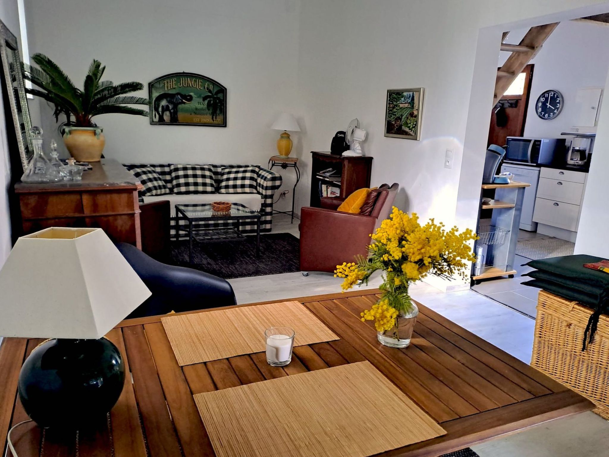 In La Livinière mit Großer Terrasse-Inside